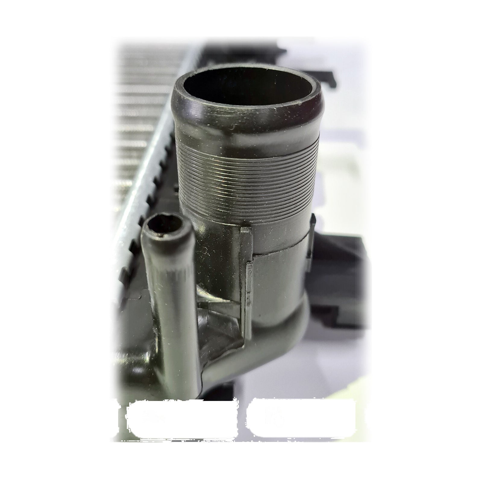 Engine Cooling Radiator For Mercedes-Benz Sprinter VW Crafter 30-35 9065000002